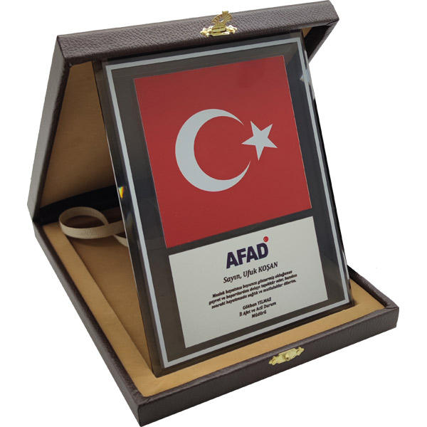 EKT-700 KRİSTAL PLAKET